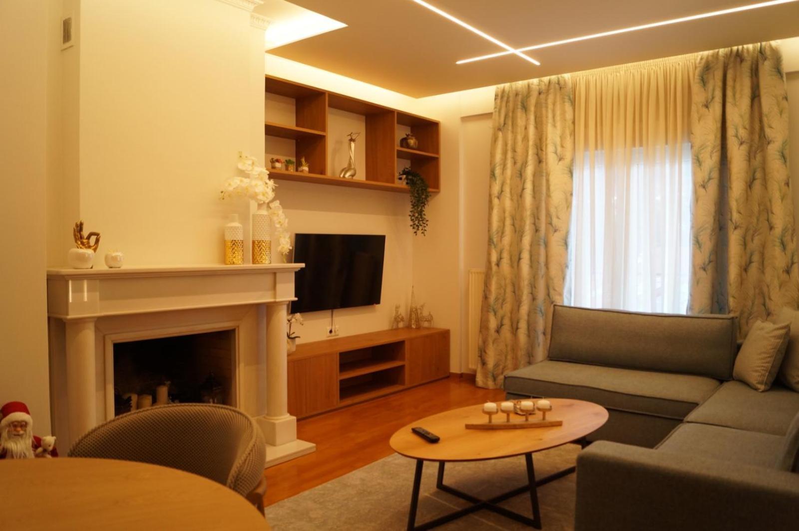 Daphne Luxury Apartment 卡斯托里亚 外观 照片